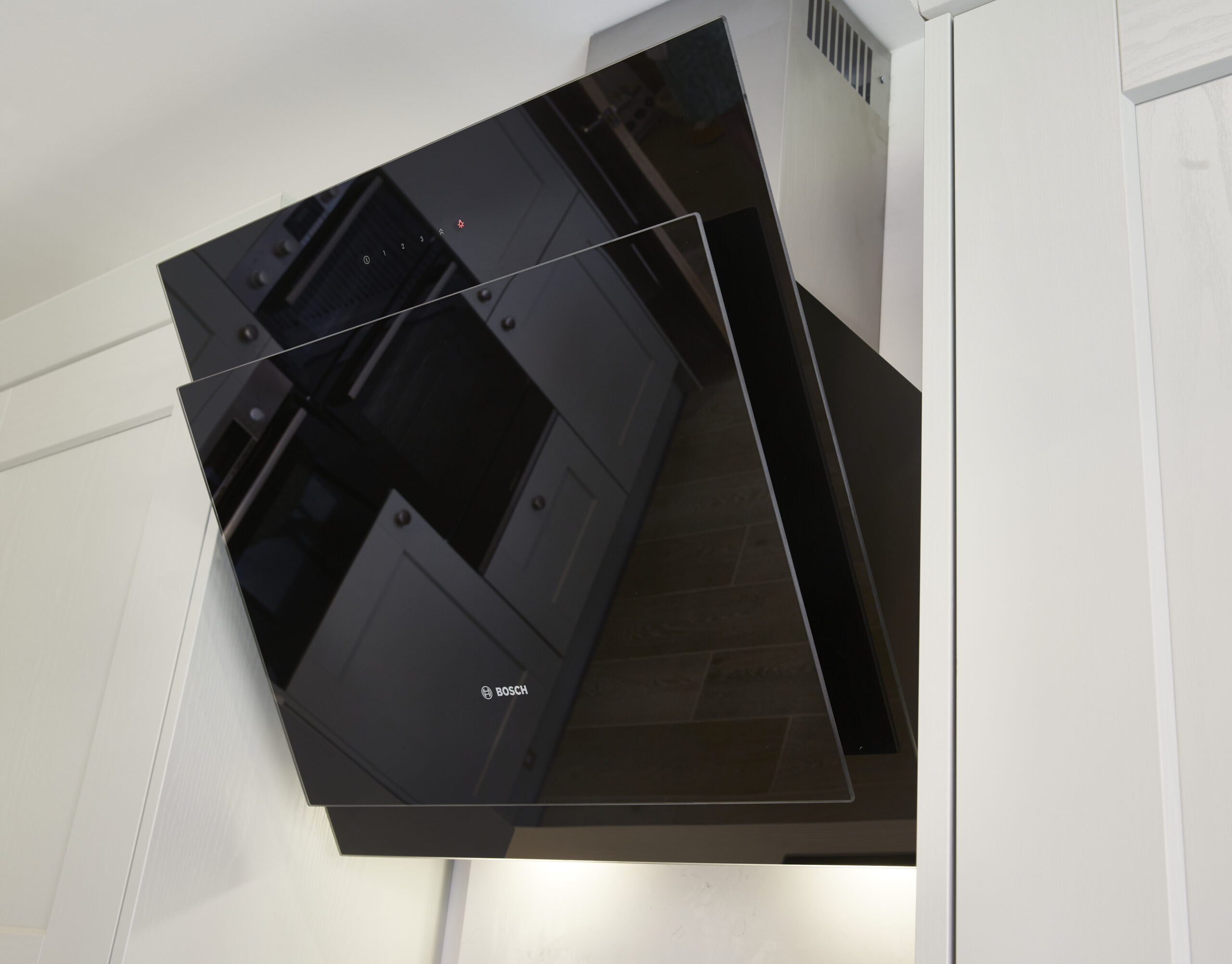 Bosch angled chimney hood