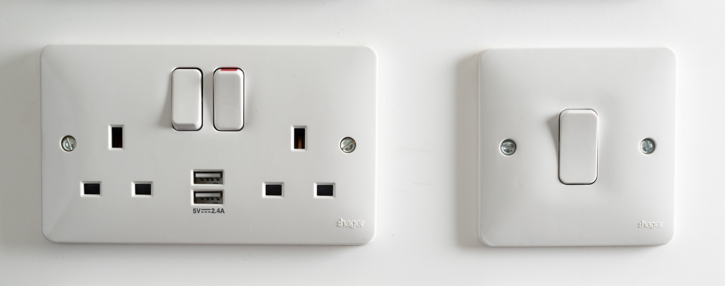 White Sockets